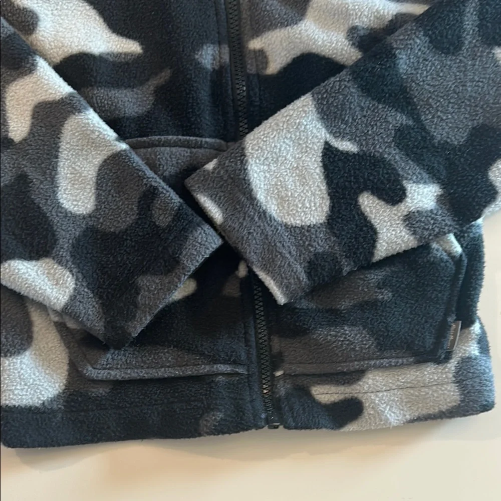 Eddie Bauer stylish camo